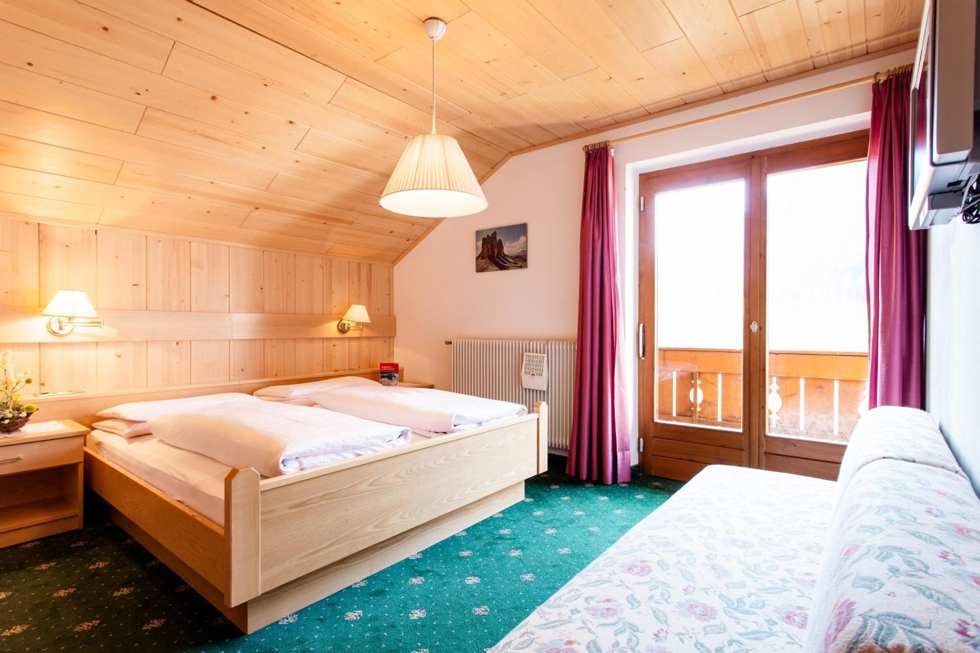 Gasthof Tuscherhof ไบรยัส ภายนอก รูปภาพ